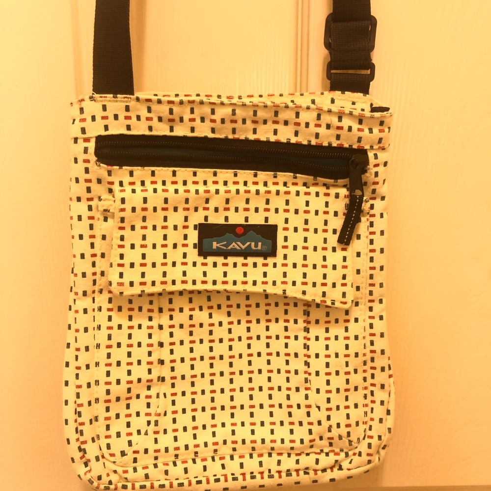 KAVU crossbody ivory with print